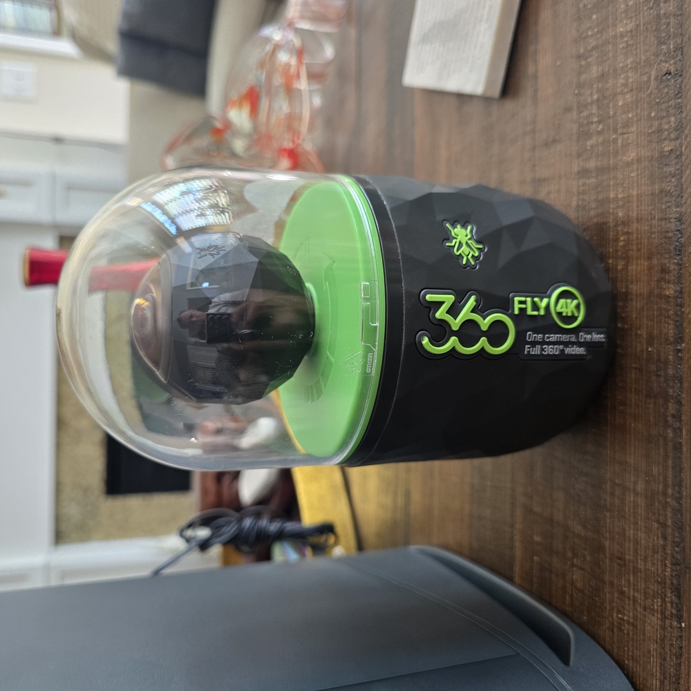 360fly 4K Action Camera in Black and Green
